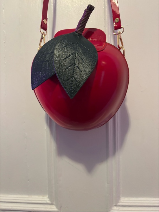 Unbranded Handbags - Red Apple Crossbody Bag with Green Leaf Accent NWOT